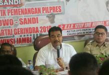 Tak Terima Beasiswa PIP, Mobil Sutan Adil Sasaran Lemparan Batu