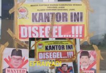Sejarah Pertama Kantor Bupati Kerinci Disegel Pendemo, 2 Kadis Dipusaran Suap Tes PPPK Harus Dicopot