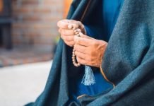 Malam Nisfu Sya’ban, Malam Mulia, Pelimpahan Rahmat Bagi Kaum Muslimin Jika Bersujud