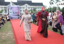 Hj. Hesti Haris Imbau Pengrajin Jambi Urus HAKI