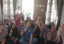 Mobil Yang di Tumpangi M. Syukur Cabup Merangin No Urut 02 di Setop Warga Tabir Selatan