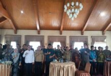 Pantau Persiapan Pilkada di Tanjabtim, Pjs. Gubernur Sudirman Minta TNI dan Polri Kawal Ketat Pendistribusian Logistik