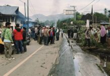 Perkelahian Remaja di Jalan Tarutung-Temiai, 1 Remaja Meninggal, Akses Jalan Pasar Tarutung Diblokir Massa Warga