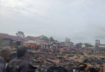 Kebakaran Hebat di Sungai Itik Tanjab Timur, 15 Rumah Hangus, 1 Warga Tewas