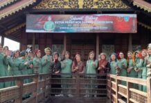 Ibu Pangdam II/Swj Tinjau BKR Selaras Pinang Masak Jambi, Apresiasi Kerajinan Lokal