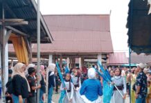 Spektakuler Drumband SDN 253 Bangko Meriahkan Festival Budaya HUT Pemdes Pulau Aro ke-3 Tahun