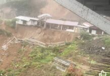 Akibat Cuaca Ekstrem,Tanah di Lereng Panorama KM 13 Puncak Via Tapan Longsor