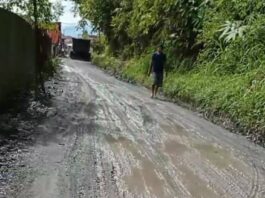 Warga Gerah, Proyek Aspal Kampung Bupati Monadi Asal Dikerjakan, Kadis PUPR Surati Kontraktor