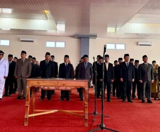 Bupati Monadi Lantik 39 Pejabat Struktural Pemkab Kerinci