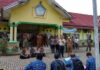 Empat Bulan Gaji Guru PPPK Paruh Waktu Nunggak Disdik Merangin di Demo