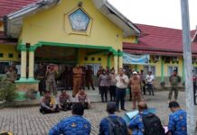 Empat Bulan Gaji Guru PPPK Paruh Waktu Nunggak Disdik Merangin di Demo