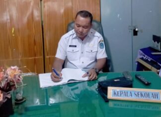 Kepsek Almiadi Bantah Ada Pungutan Uang Guru Sertifikasi di SMPN 5 Kerinci