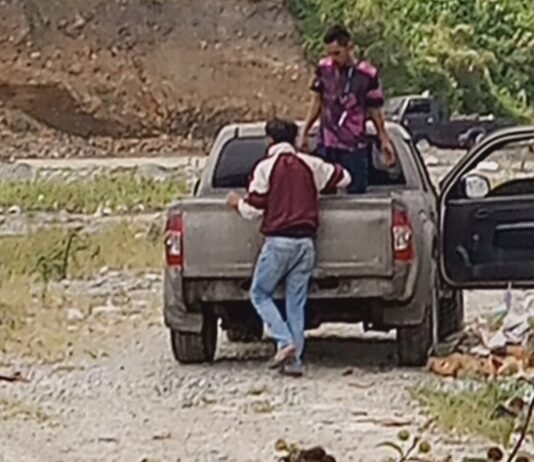Terciduk Kamera, Buangan Sampah MBG Siulak Tuai Sorotan Miring Warga Pasar Senin