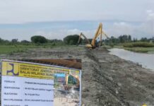 BBM Bio Solar Diduga Mengalir Dilokasi Proyek Normalisasi Sungai Batang Merao Kerinci